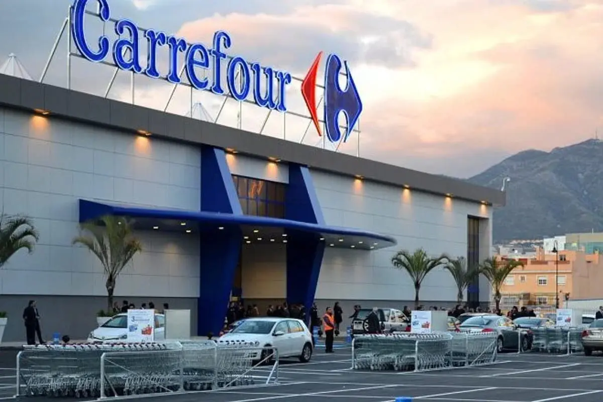 Proposta prevê unificação com Carrefour S.A. e oferece prêmio de 32,4% sobre preço médio recente das ações